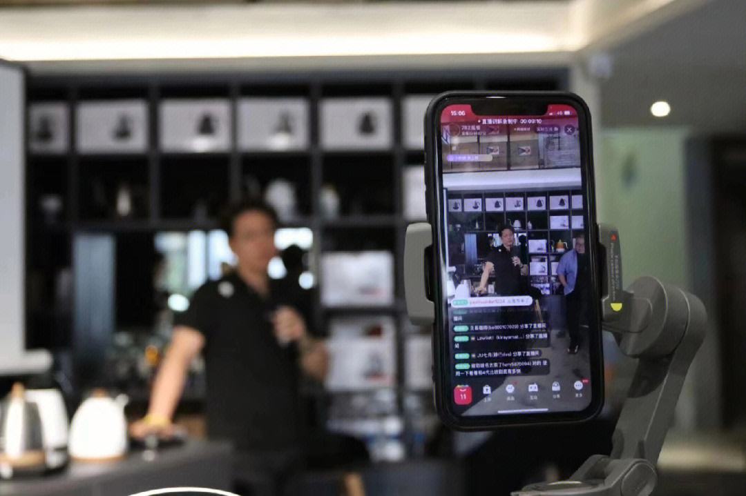 爱游戏体育（AYX）官方APP下载-“直播现场”——用最直观的视角感受精彩瞬间的简单介绍