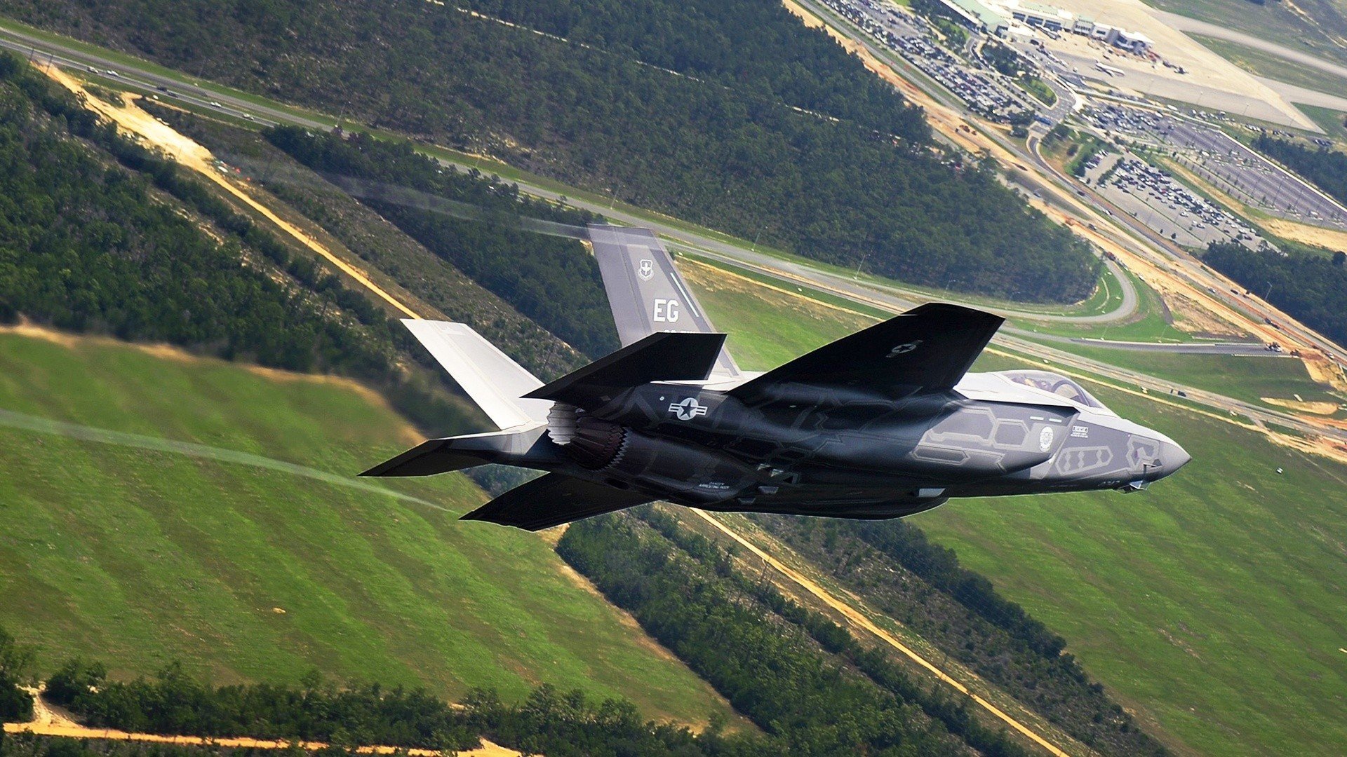 塞维利亚在欧联杯中闯入四强,塞维利亚欧超杯